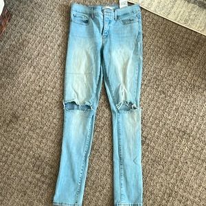 Levi jeans for women size 28